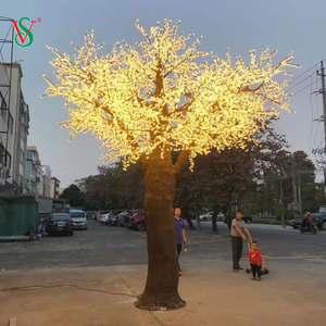 休日の風景装飾のための屋外の巨大な人工桜の木ライト