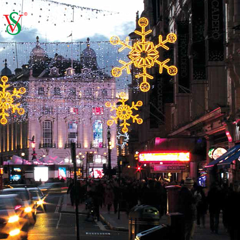 クリスマスの装飾のためのカスタマイズされたデザインのアニメーション LED 2D スノーフレーク ライト
