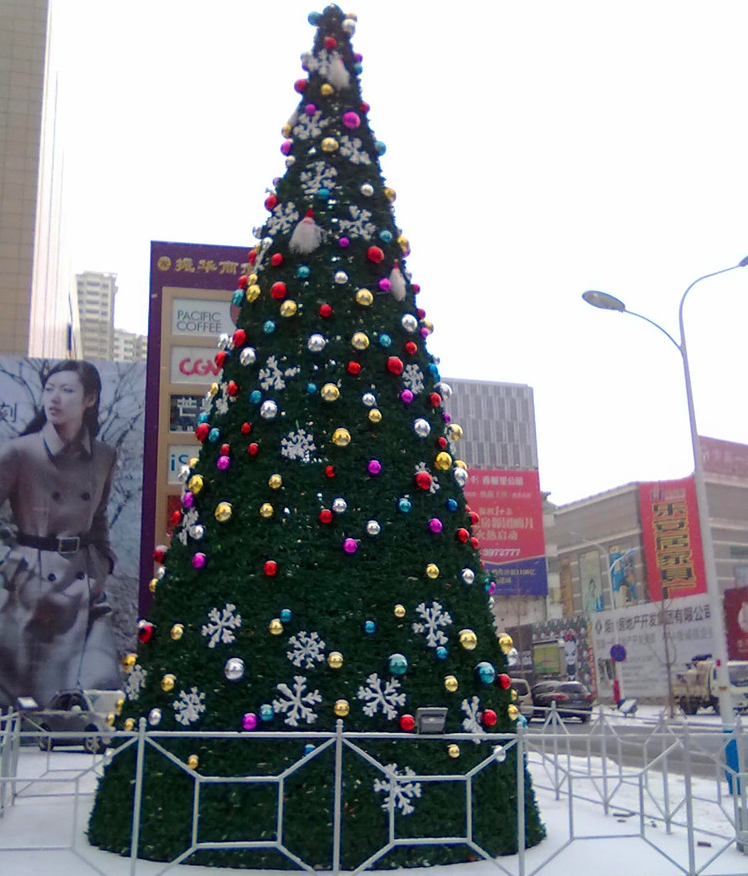 高品質の PET/PVC ネット見掛け倒しガーランド カーペット グラス クリスマス モチーフの装飾用